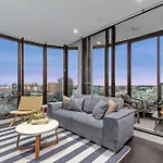 Views 2br With Infinity Pool, Gym And Parking