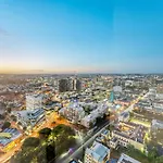 Cosy 1-Bed 41St Floor City Views