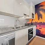 Cosy 1-Bed 41St Floor City Views