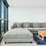 Huge 3bed 3bath Skyhigh View