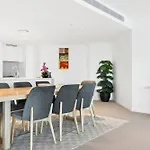 Apartment Huge 3bed 3bath Skyhigh View *