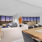 Huge 3bed 3bath Skyhigh View
