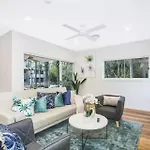 Park Ave Retreat - 3 Carparks, Wifi, Bbq, King Bed Apartment Brisbane