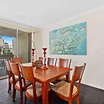 Stylish Escape Free Parking For 2 Walk To Cbd