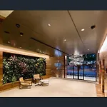 Stunning City & River Views Rooftop Pool Gym