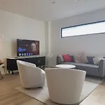 Modern Luxury Gabba Apartment