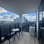 Warm Cozy Gabba Apartment Close To Pa & Cbd