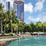 South Bank Sleek - 2Bed-2Bath-1Car-Pool