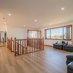 6bed Macgregor