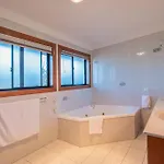Holiday home 6bed Macgregor