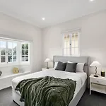 Spacious 4-Bedroom Bardon Retreat Across 2 Levels