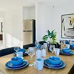 Spacious 4Br Family Home Prime Sunnybank Location