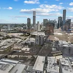 3br Urban For Families And Groups Brisbane