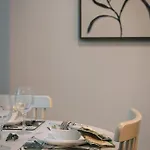3br Urban For Families And Groups Apartment