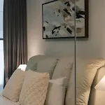 3br Urban For Families And Groups