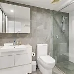 West End Flat With Pool And Bbq Access Apartment Brisbane