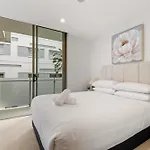 West End Flat With Pool And Bbq Access * Brisbane