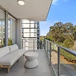Apartment Peaceful With Parking Brisbane
