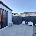 Luxe 2B2B Stay Walk To Sunnybank Market Square