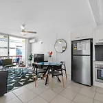 Comfy 2br Near Hospitals, Qut And Cbd With Parking! Apartment Brisbane