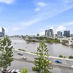 Stylish Studio In The Heart Of Brisbane City
