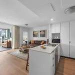 Apartment Hot In The 2bed-2bath-2car-study-pool-views Brisbane