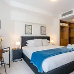 Apartment Riverside At Wateredge West End