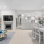 Family-Friendly 3Br With Pool Near Brisbane