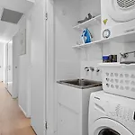 Apartment Serene & 1bed-1bath-1car - 5 Mins To Cbd