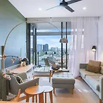 'sage Bloom' Elegant Newstead With Shared Pool Apartment