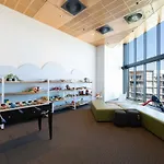 City And River View 2B2B Apt With Free Parking