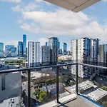 And River View 2b2b With Free Parking Brisbane