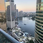 Lovely 2 Bedroom With River View With A Pool And A Gym In The Heart Of The Cbd Apartment