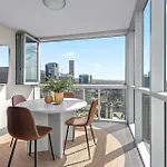 Apartment Floor 2bed-2bath-2car-pool-views - Cbd Brisbane