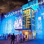 Balmoral 2Bed City Fringe Entire Apartment