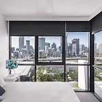 Panorama South Bank River View 2B Apartment