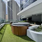 Apartment Queens Wharf Luxe Retreat -brisbane Cbd, Pool,