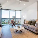 Resort-style Cbd 1-bedroom Walk To Everything