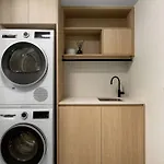 3Br Retreat At South Bank Near The Beach!