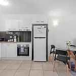 Stylish 2Br Near Hospitals, Qut And Cbd With Parking!