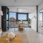 Queen's Wharf 1bed - Lv 60 Skyline Reverie Apartment Brisbane