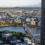 Queen's Wharf 1bed - Lv 60 Skyline Reverie Apartment *