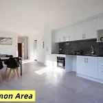 Cozy Studio Getaway In Oxley With Free Parking