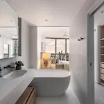 Apartment Level 56 Cbds Luxurious 5 Star Exp *