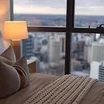 Level 56 Cbds Luxurious 5 Star Exp Apartment Brisbane