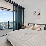 Stylish 1 Bedroom Near Casino Street And South Bank