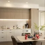 Stylish 2br Unit With Pool And Gym In South * Brisbane