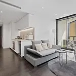 20th-floor Urban Oasis Fv *