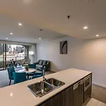 Luxury Inner Arthouse 2br *