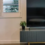 Luxury Inner Arthouse 2br Apartment